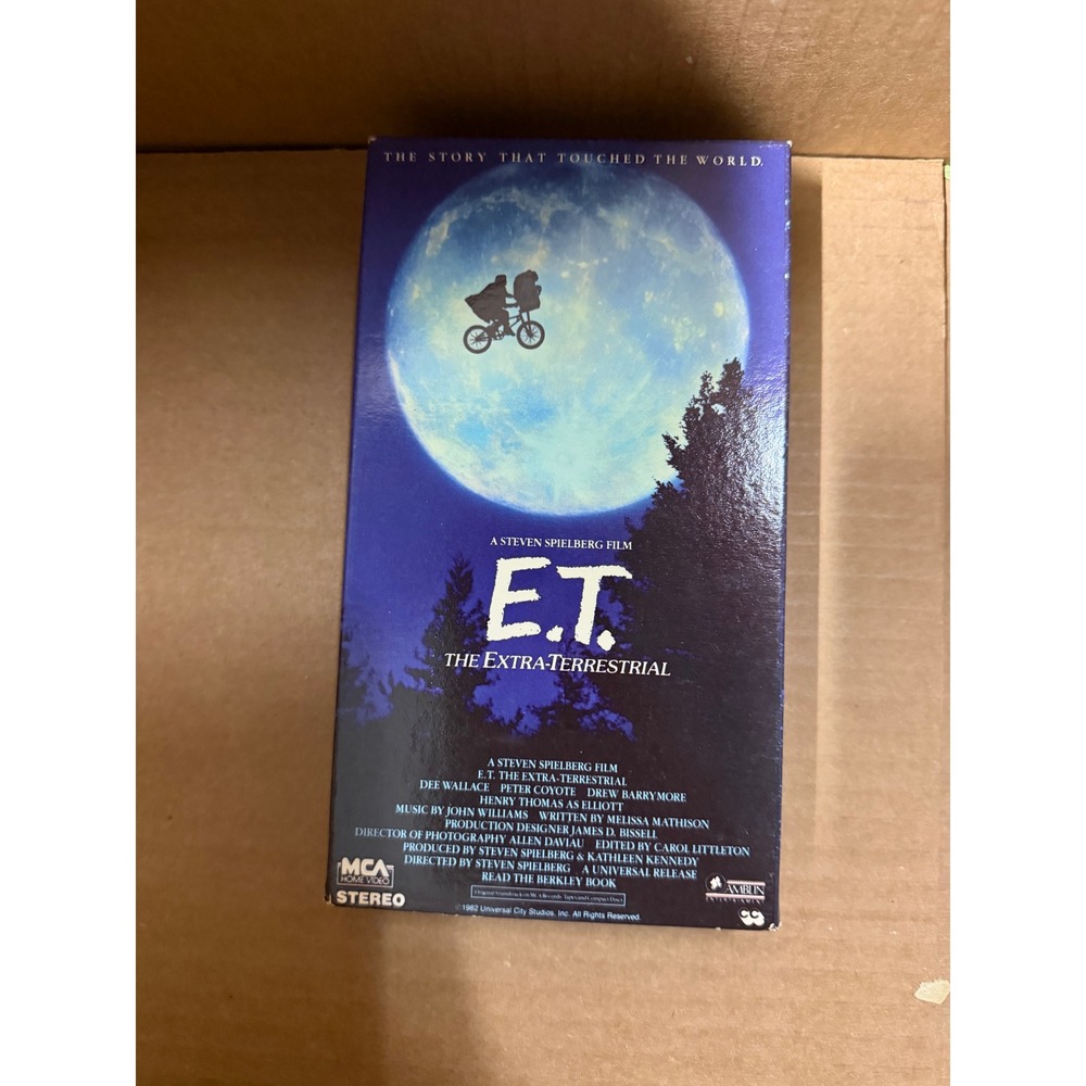 E.T. The Extra-Terrestrial VHS 1982 Steven Spielberg MCA Home Video Vintage Tape